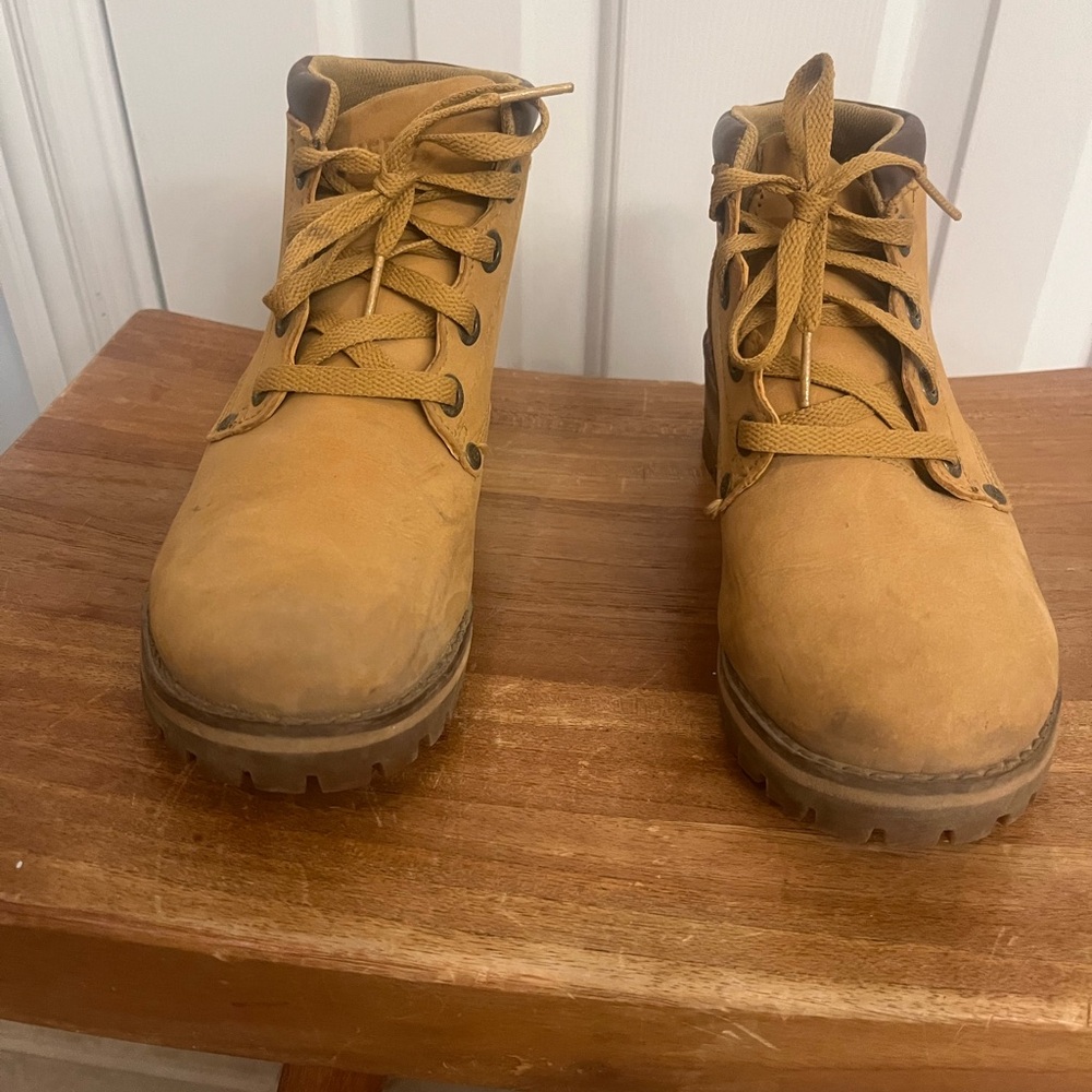 Skechers Women Tan Boots
